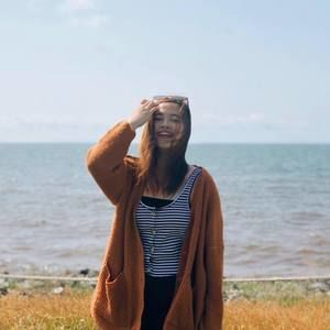 Meet your Posher, Hien